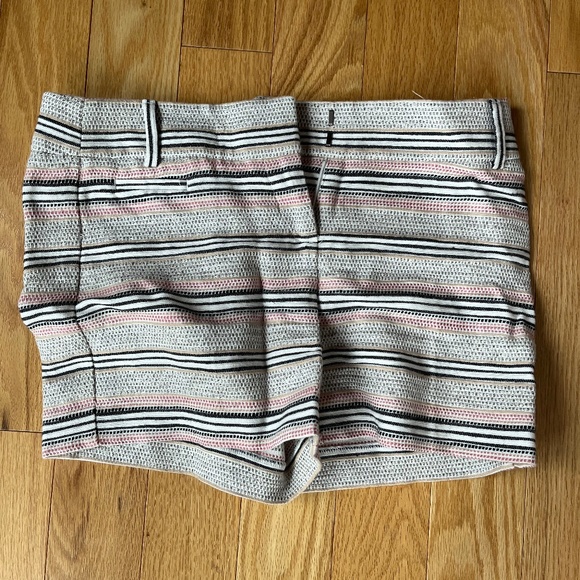 Loft Patterned Shorts - Picture 1 of 3